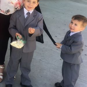 Size 2 Boys Five Piece Suit.  Matching size 5 avai